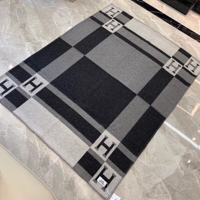 Hermes Blankets-180*140CM - Image 9