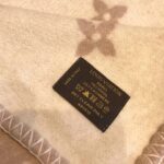 Louis Vuitton Blankets-150*200CM - Image 7