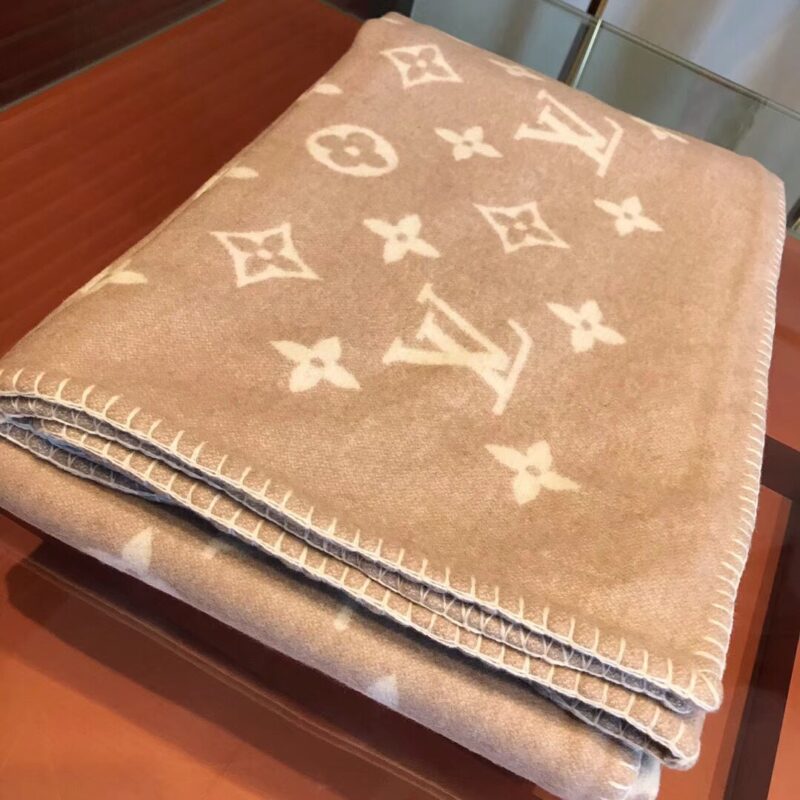 Louis Vuitton Blankets-150*200CM - Image 8