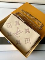 Louis Vuitton M80084 Pochette Double Zip Bag -20*12.5*3CM