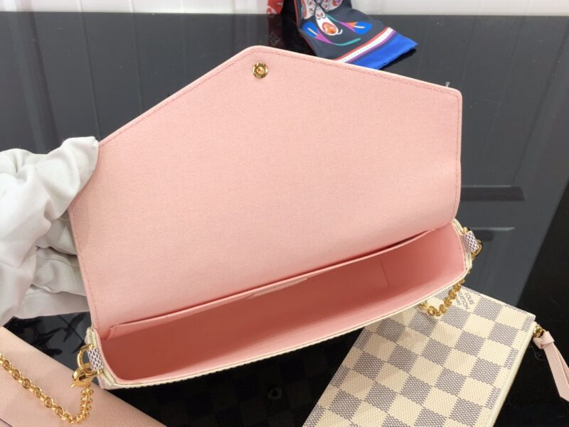 Louis Vuitton Pochette Félicie Wallet -21*11* 2CM - Image 2