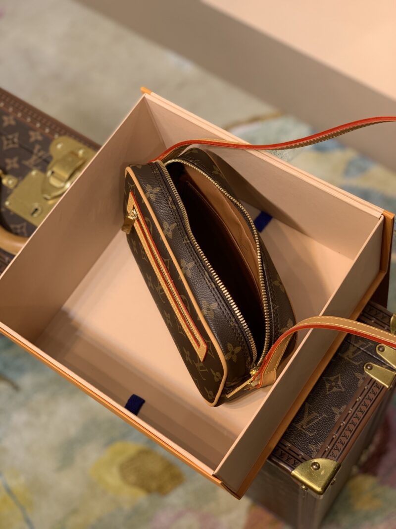 Louis Vuitton Vintage Handbags -21.5x12.5x6.5CM - Image 7