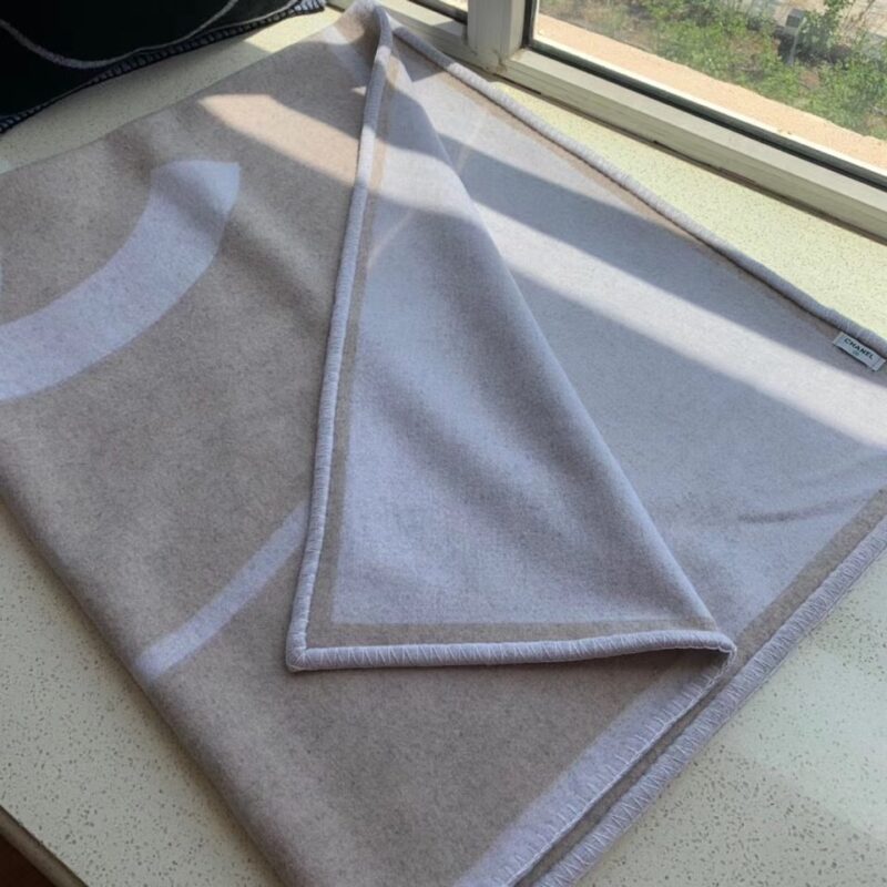 CHANLE Blankets-140X180CM - Image 5