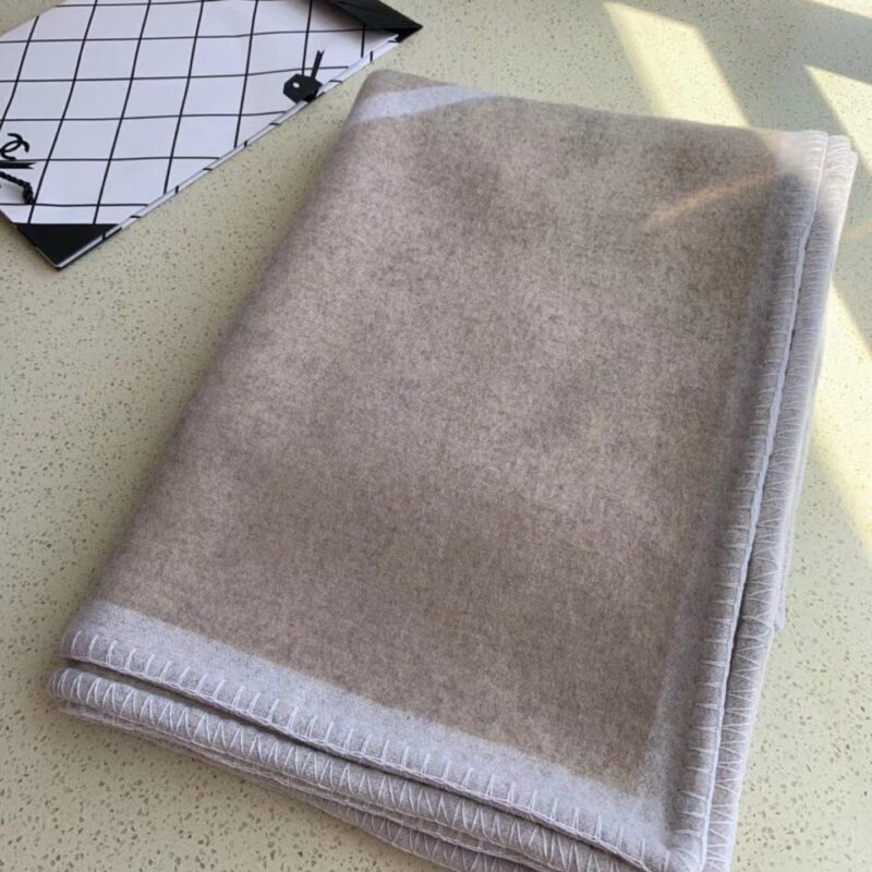 CHANLE Blankets-140X180CM - Image 9