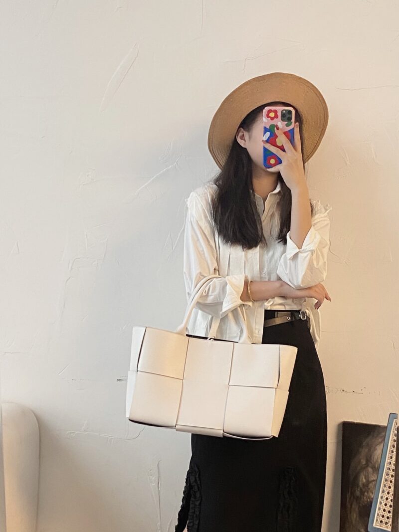 Bottega VenetaTote-41×27×14CM - Image 6