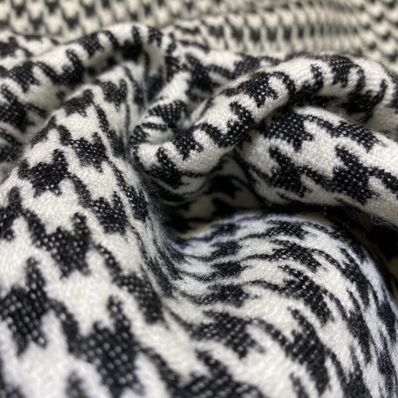 Diro Blankets-140*140CM - Image 5