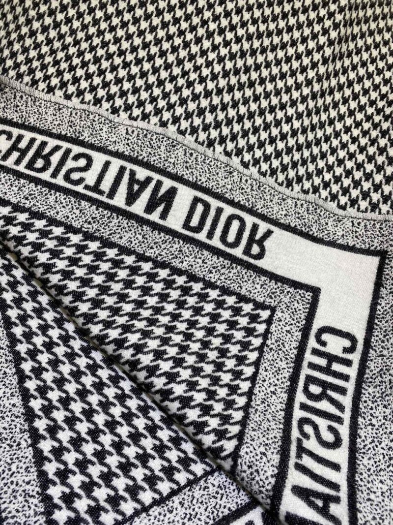 Diro Blankets-140*140CM - Image 7