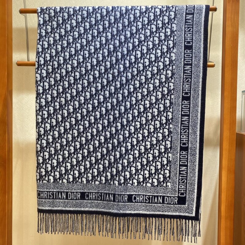 Diro Blankets-140*140CM - Image 9