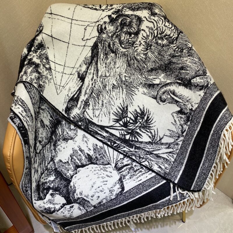 Diro Blankets-140*170CM - Image 5