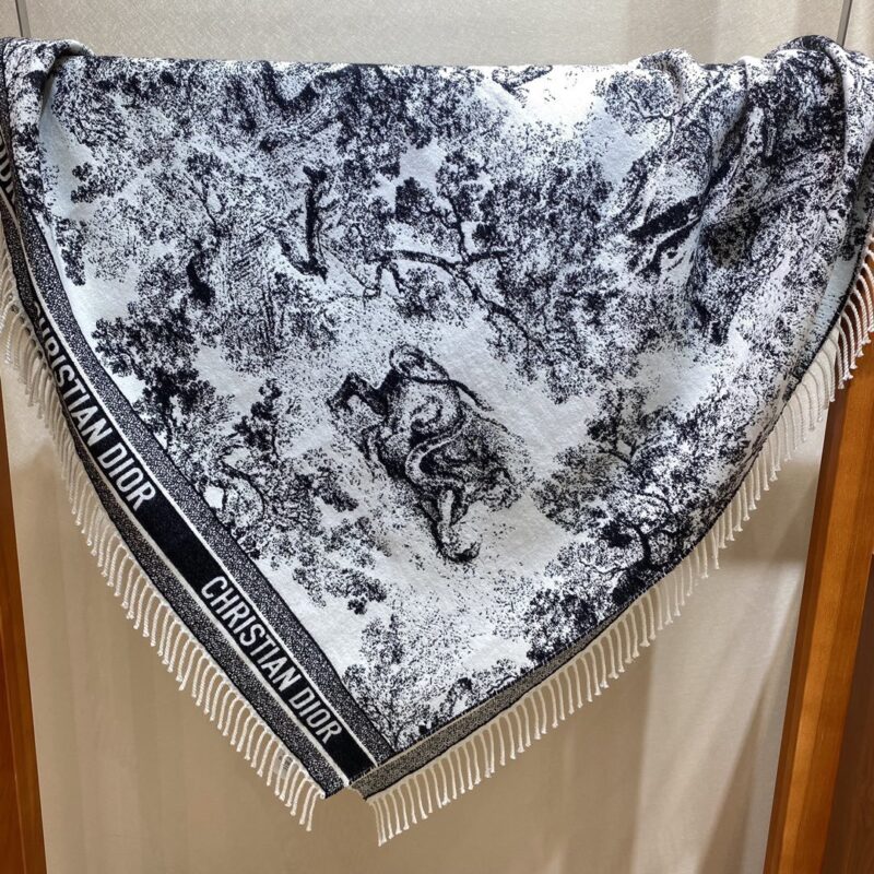 Diro Blankets-140*140CM - Image 3