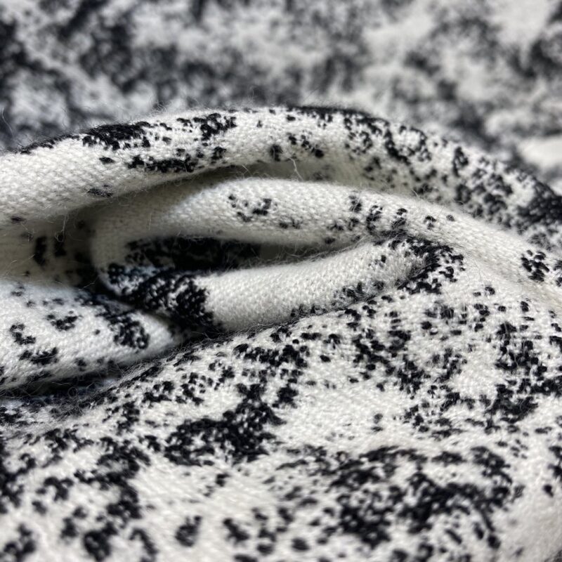 Diro Blankets-140*140CM - Image 7