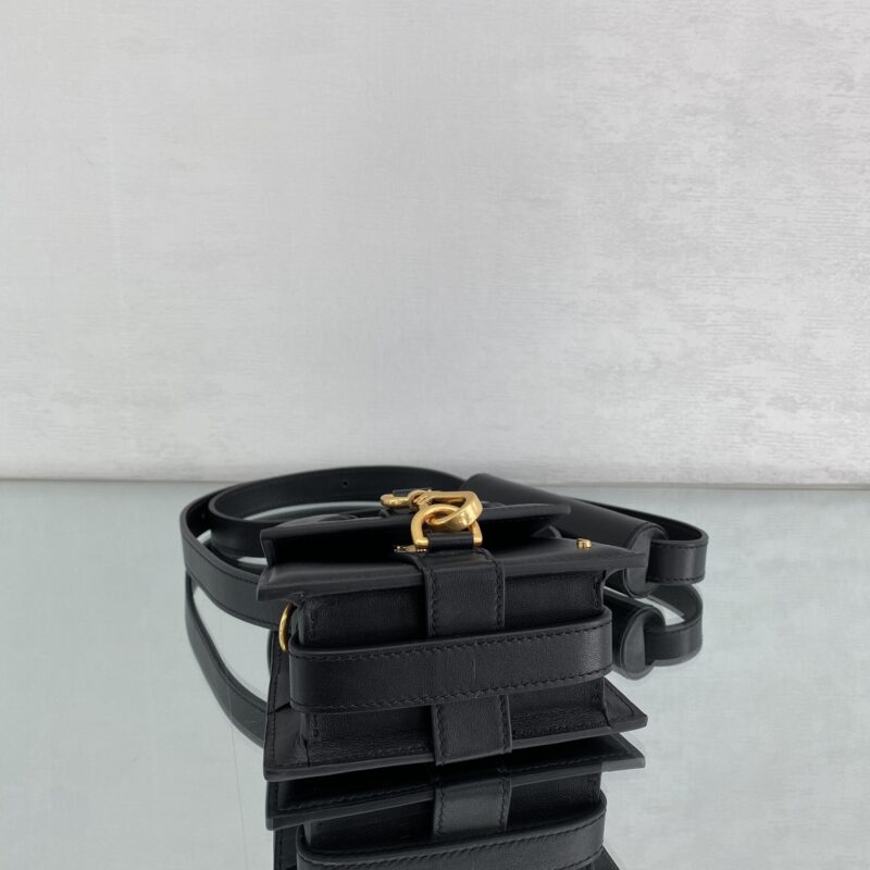 Jacquemus Handbags-12x8x5CM - Image 4