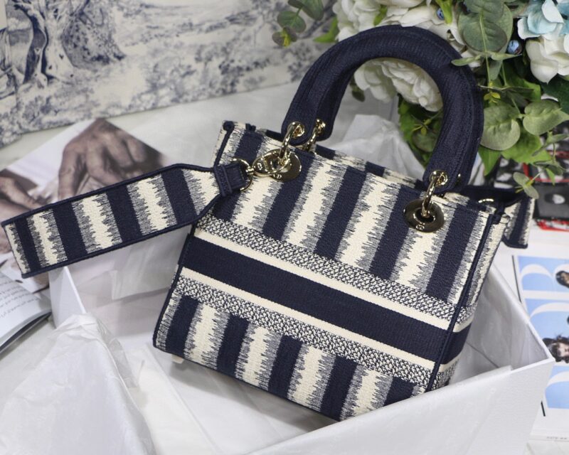 Lady Diro Bag-24*20*11CM - Image 9