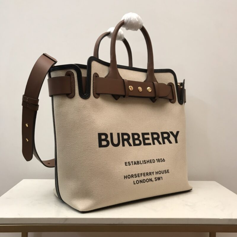Burberry The Belt Tote-40*20*39CM - Image 4