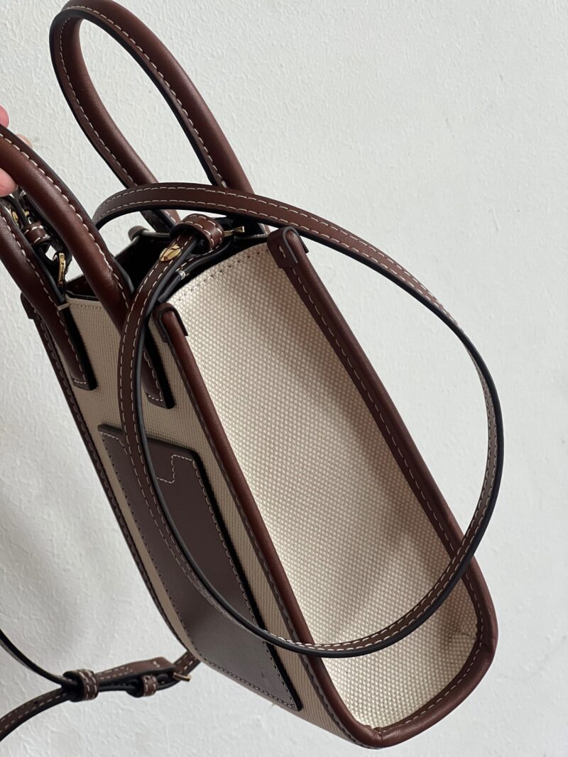 Burberry FrancesTote-13*7.5*18CM - Image 8