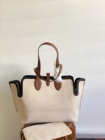 Burberry The Belt Tote-35*15*31CM - Image 6