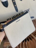 Burberry The Belt Tote-35*15*31CM - Image 7