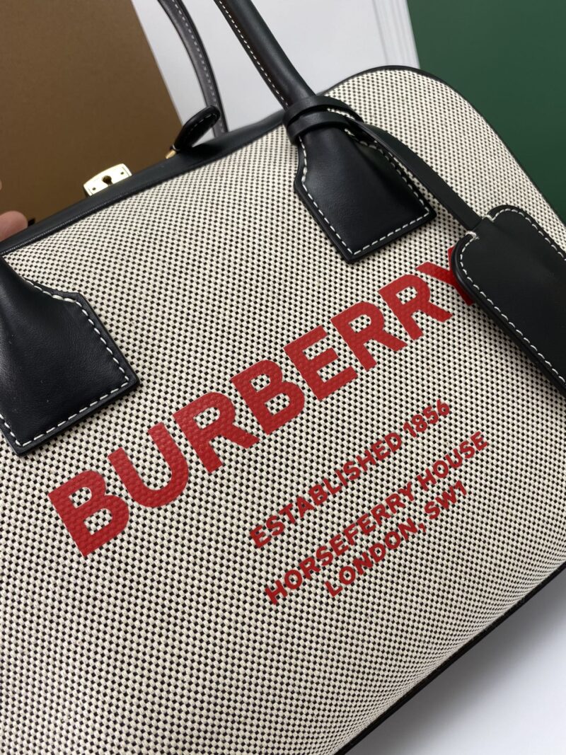 Burberry Tote-30 x 11 x 22.5CM - Image 9