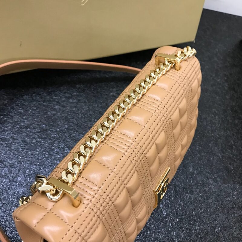 Burberry Lola Chain Bag-23*13*6CM - Image 7
