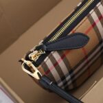 Burberry Vintage Bag-21*4*12CM - Image 4