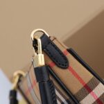 Burberry Vintage Bag-21*4*12CM - Image 5