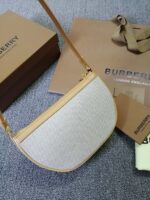 Burberry Vintage Bag-21*4*12CM - Image 2