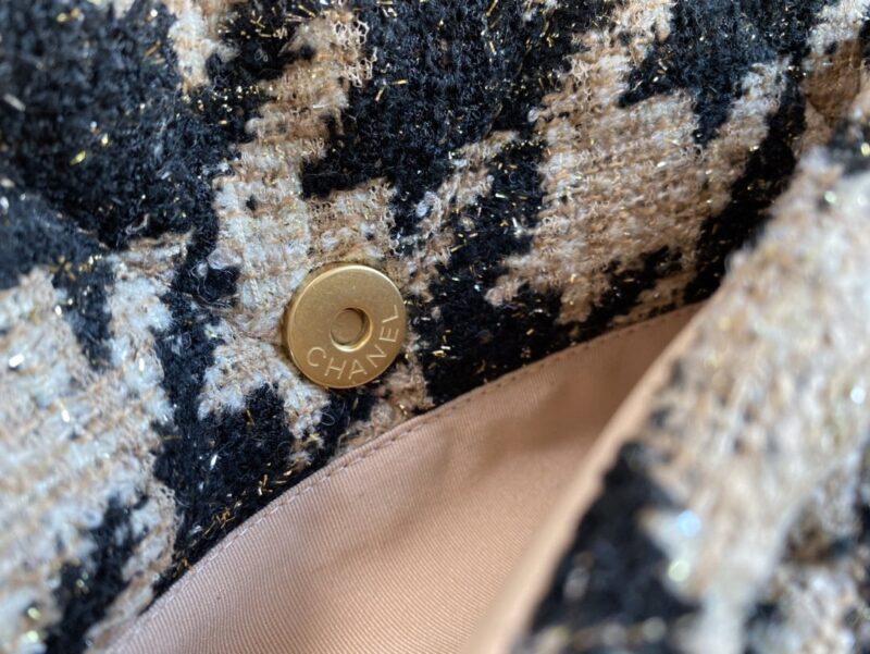 Ch@nel 19 Flap Bag-26CM - Image 7