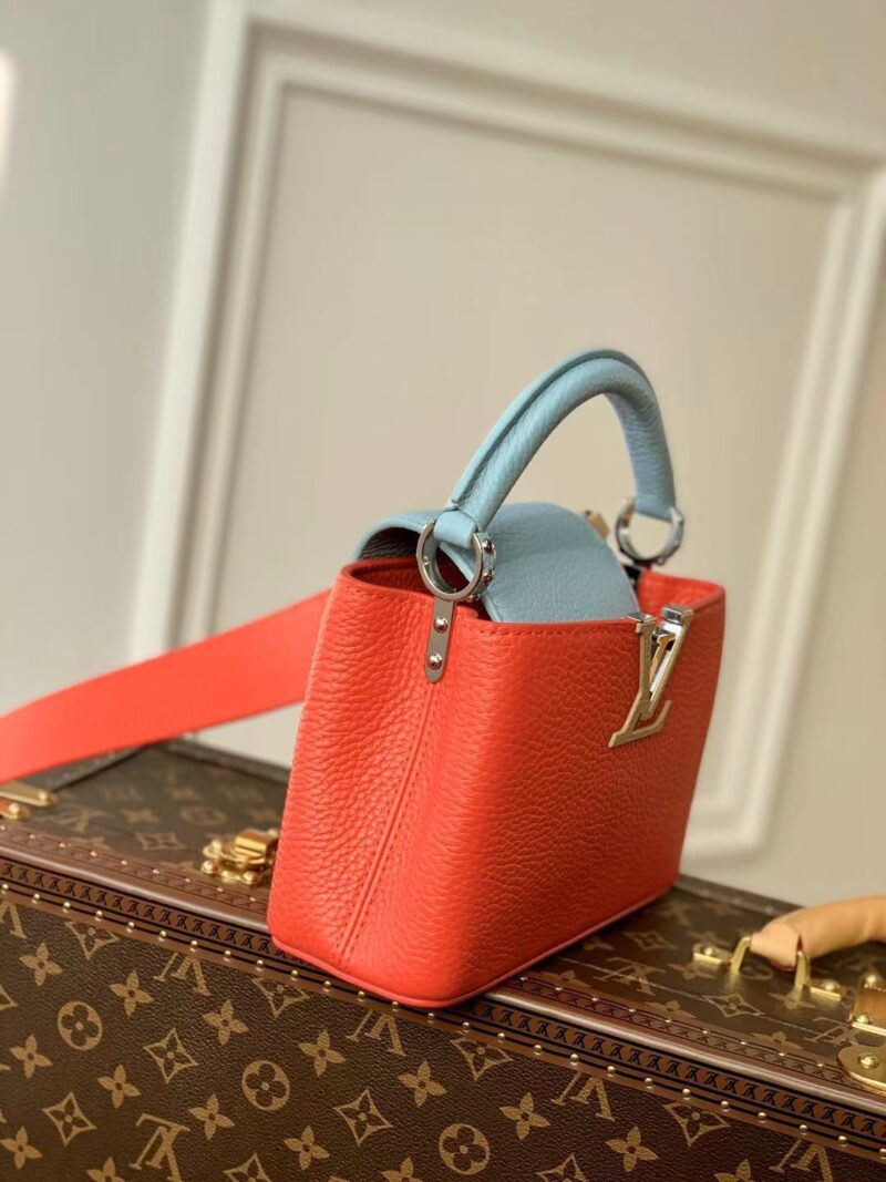 Louis Vuitton Mini Capucines Handlebag-21*14*8CM - Image 9