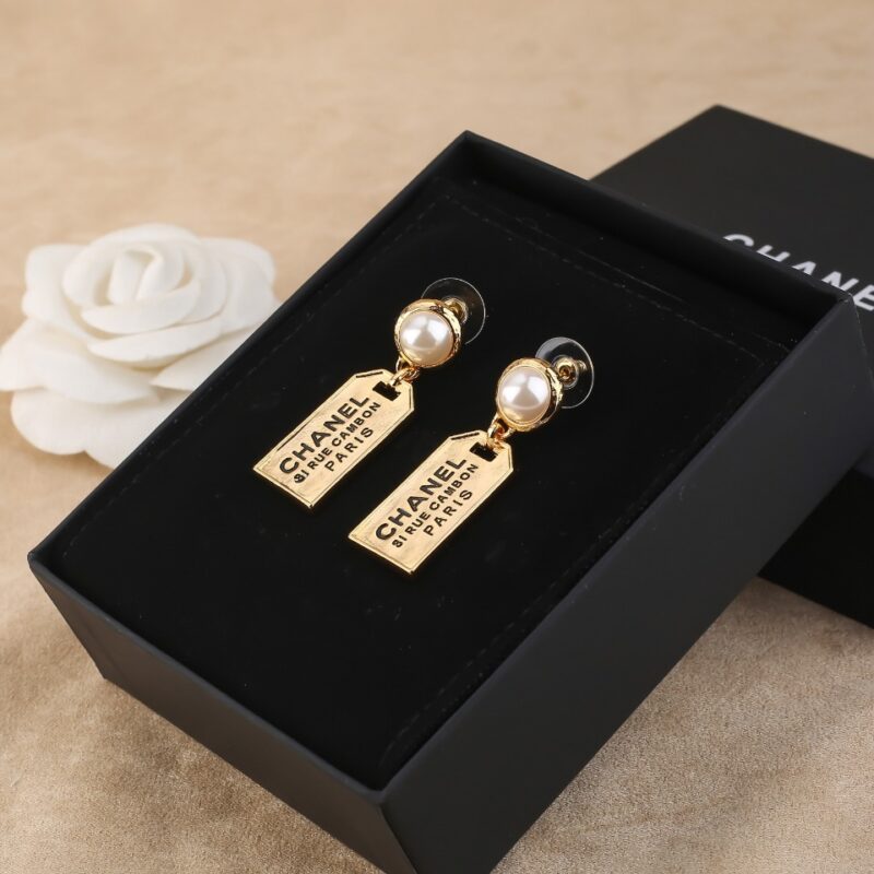 Ch@nel Earring - Image 7