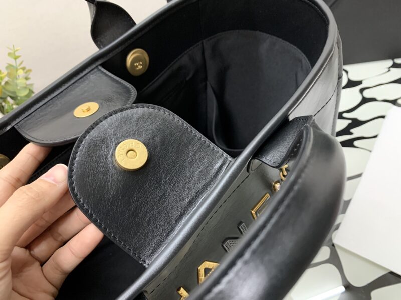 Ch@nel Shopping Bag - Image 2