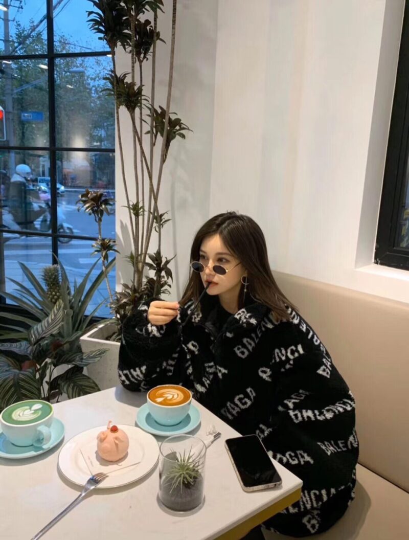 Balenciaga Fleece - Image 10