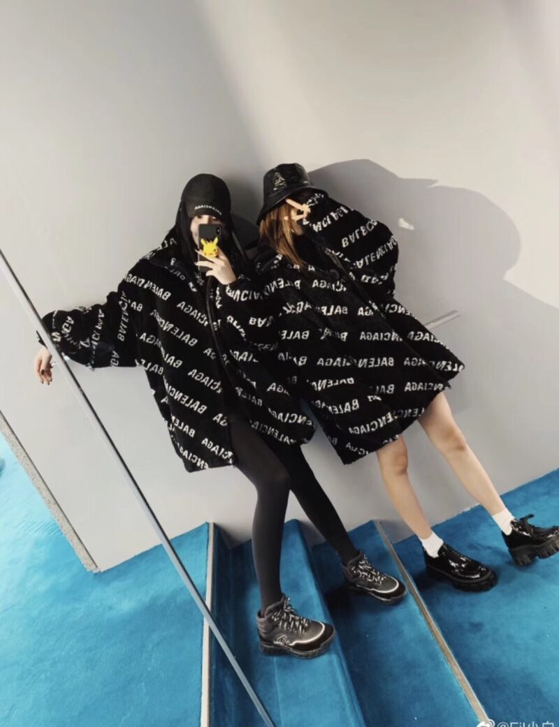 Balenciaga Fleece - Image 13