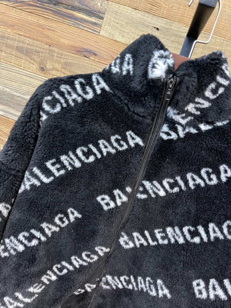 Balenciaga Fleece - Image 3