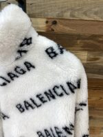 Balenciaga Fleece - Image 9