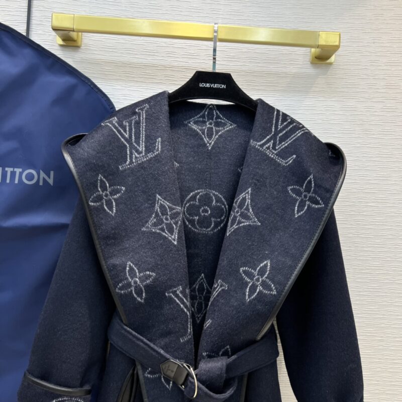 Ch@nel 21SS  New Autumn/Winter Coat - Image 2