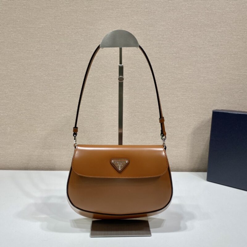 Prada Cleo Handbags-Patent Leather-23*18*4CM - Image 6