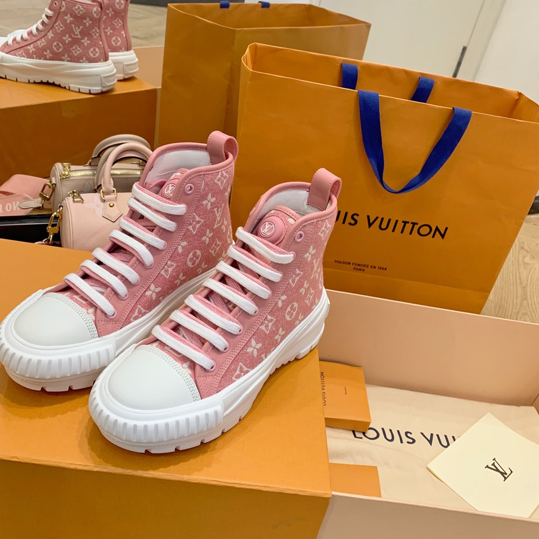 co65454_6_.jpg Louis Vuitton Sneakers(EU35-EU41) - Image 1