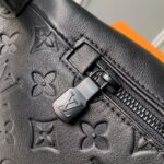 Louis Vuitton Discovery Bumbag-47*20*9CM - Image 6