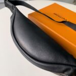 Louis Vuitton Discovery Bumbag-47*20*9CM - Image 8
