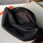 Louis Vuitton Discovery Bumbag-47*20*9CM - Image 8