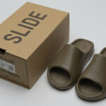 KANYE WEST X ADIDAS YEEZY SLIDE “RESIN”FV8425