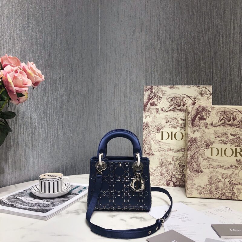 Lady Diro Mini-17*15*8CM - Image 3