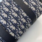 Diro Oblique Bag-26 x 16 x 14.5 CM - Image 4