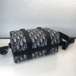 Diro Oblique Bag-26 x 16 x 14.5 CM - Image 6