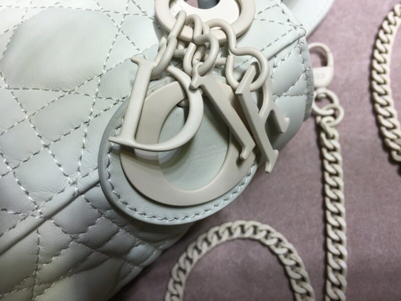 Lady Diro With Lambskin-17*15*8CM - Image 3