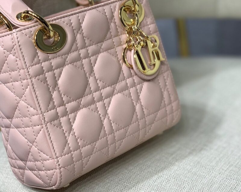 Lady Diro With Lambskin-17*15*8CM - Image 3