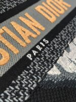 Diro Mini Book Tote-23*17*7CM - Image 4