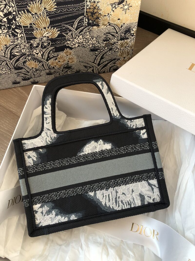 Diro Mini Book Tote-23*17*7CM - Image 8