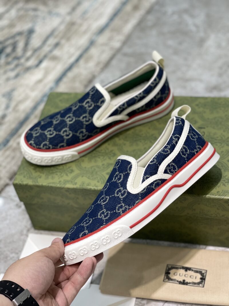 Gucci Disney  Sneakers - Image 3