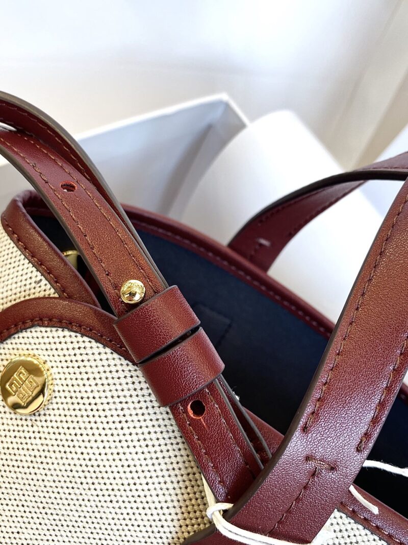 Gienvchy Bond Tote-21*32*14CM - Image 8